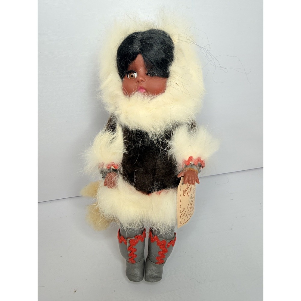 Vintage Carlson Dolls Native Eskimo Inuit Doll w/ Tag #58.237 Real Fur Parka 8"